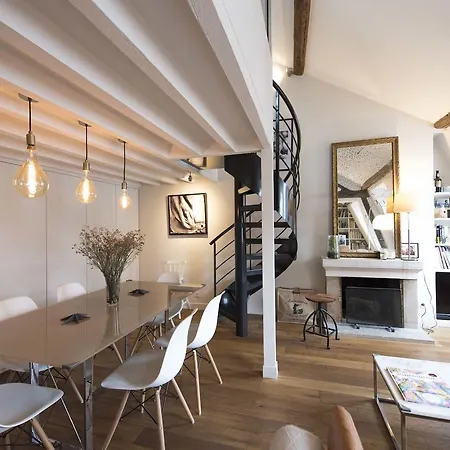 Veeve - Eiffel Tower Duplex * Paris