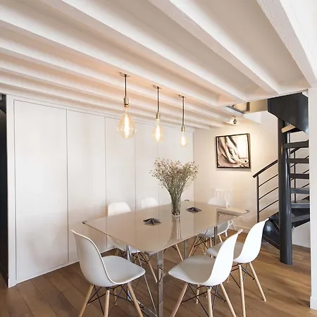 Appartement Veeve - Eiffel Tower Duplex Paris